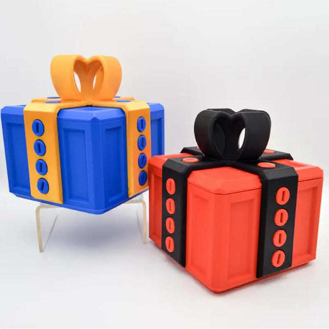 Hign-concerned Annoying Gift Box With Screws Prank 3D by zapcart