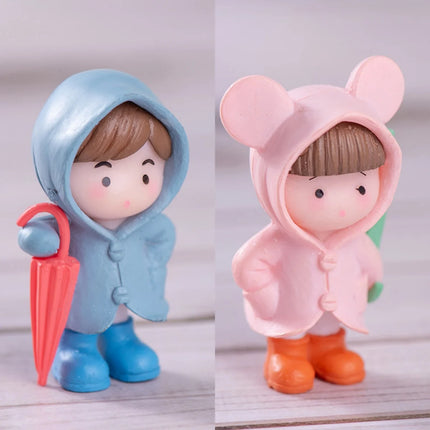 Hign-concerned Miniature Couple Figurines Wedding Gift by zapcart