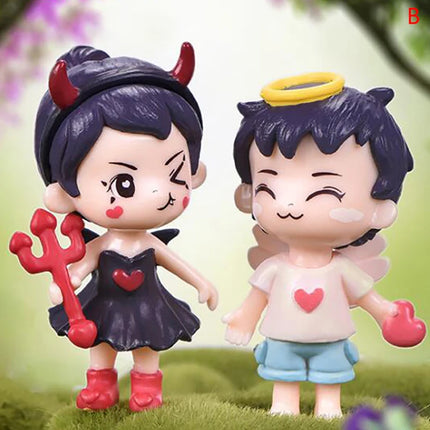 Hign-concerned Miniature Couple Figurines Wedding Gift by zapcart
