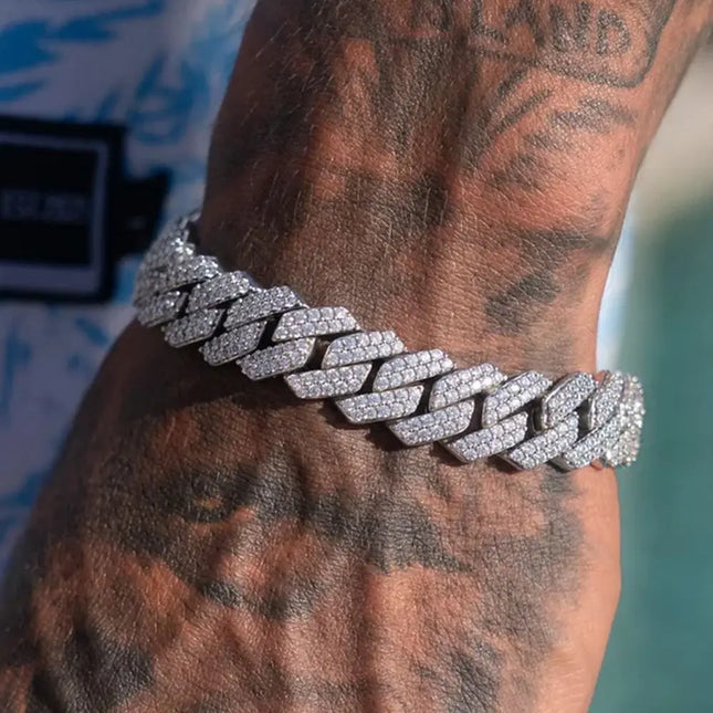 SUBOLLOWCN Iced Prong Cuban Chain Bracelet For Men Women by zapcart