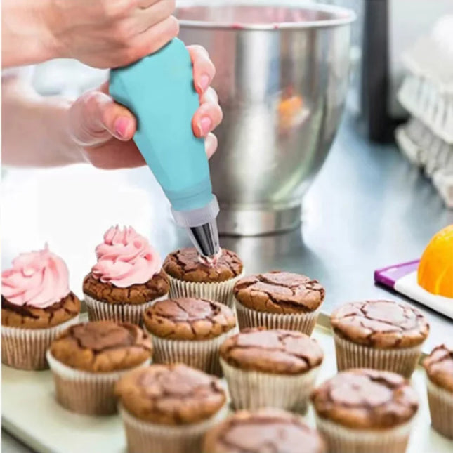 Choice Silicone Piping Bags Set With Steel Tips For Newbies by zapcart