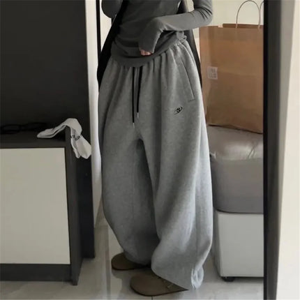 Oversize Women Sweatpants Harajuku Style All Day Comfort by zapcart