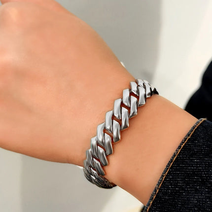 SUBOLLOWCN Iced Prong Cuban Chain Bracelet For Men Women by zapcart