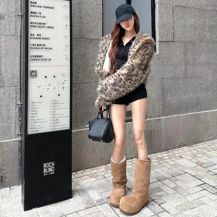 Fashionable Snow Boots Platform Elevating Warmth For Women by zapcart