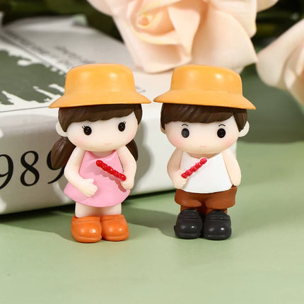 Hign-concerned Miniature Couple Figurines Wedding Gift by zapcart