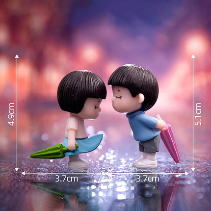 Hign-concerned Miniature Couple Figurines Wedding Gift by zapcart